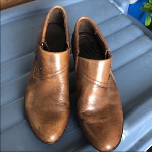 BORN handcrafted footwear brown leather booties